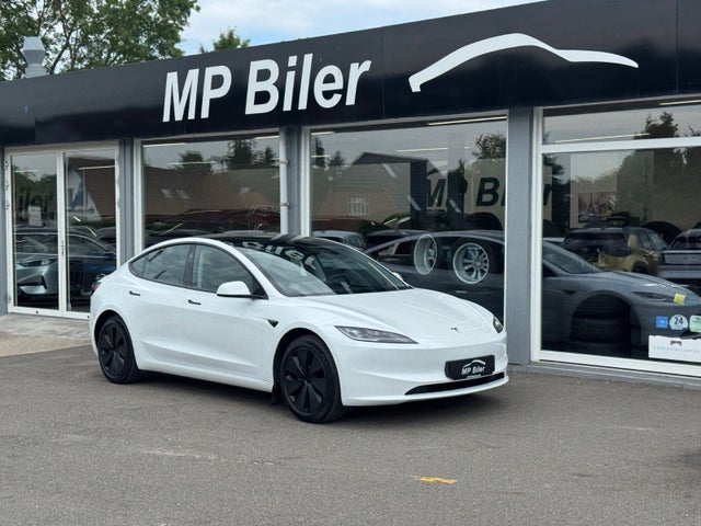 Tesla Model 3  Long Range AWD