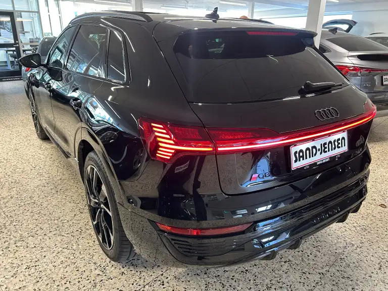 Audi Q8 e-tron S-line quattro
