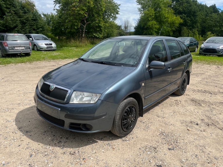 Skoda Fabia 16V 75 Ambiente Combi