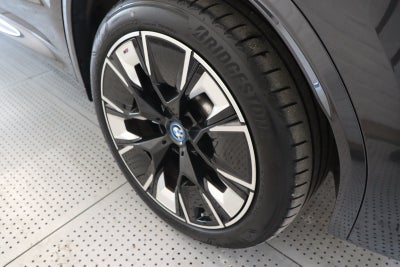 BMW iX3 Charged Plus M-Sport
