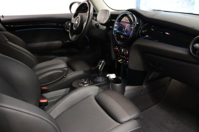 MINI Cooper SE Classic Trim