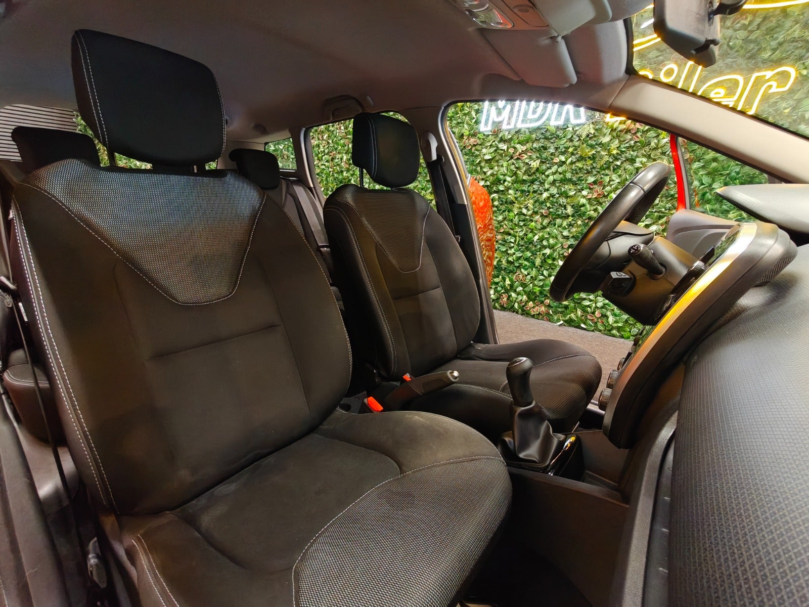 Billede af Renault Clio IV 0,9 TCe 90 Expression Sport Tourer
