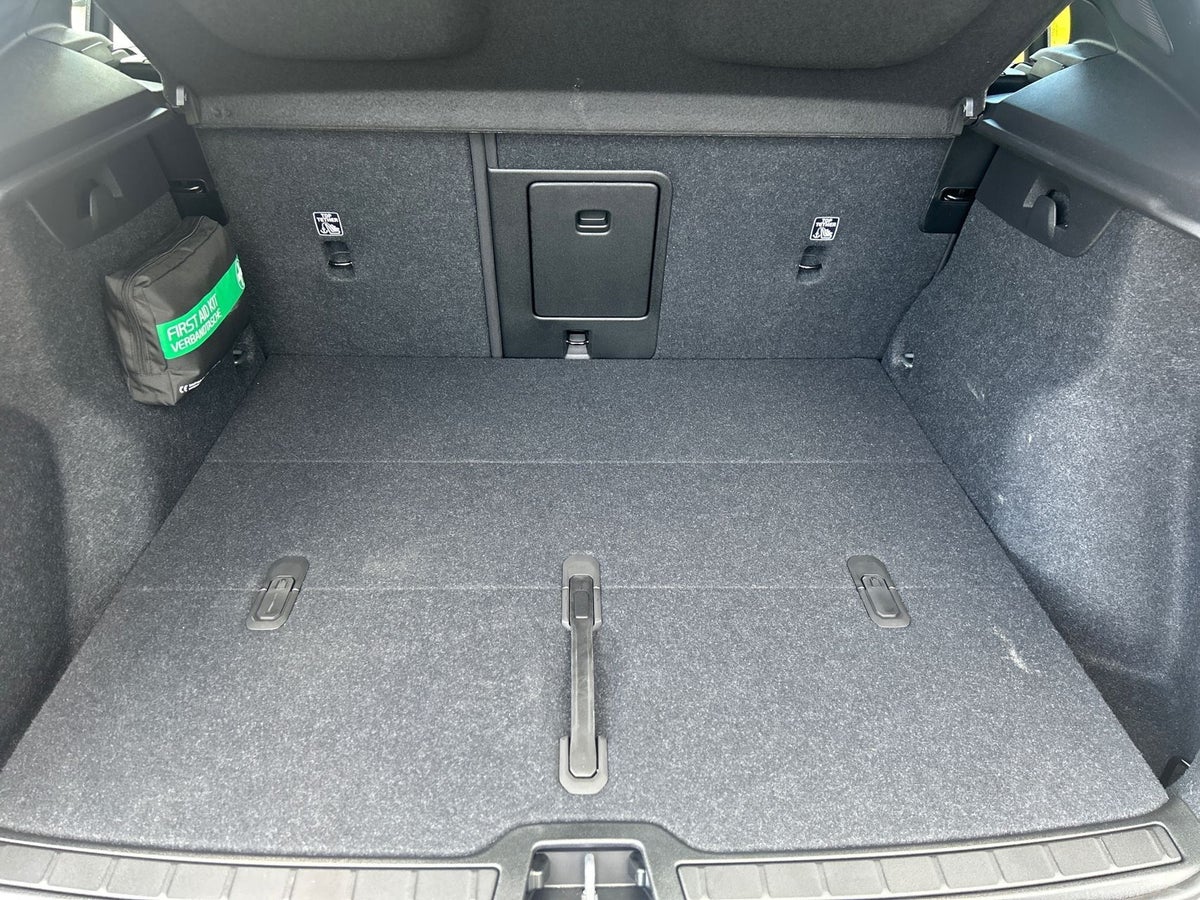 Volvo EX40 Extended Range Black Edition billede 14