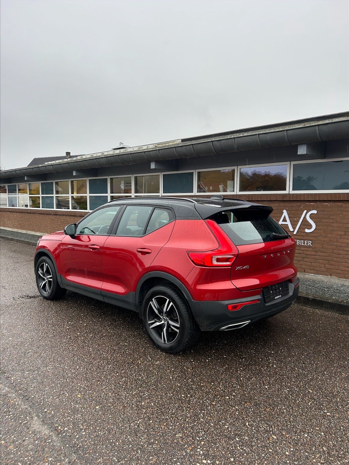 Billede af Volvo XC40 2,0 D4 190 R-Design aut. AWD