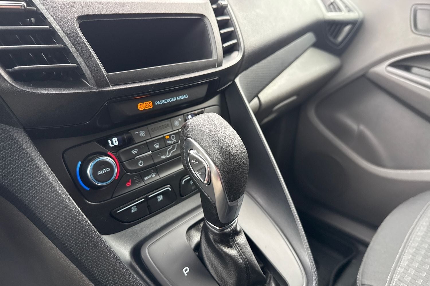 Billede af Ford Transit Connect 1,5 EcoBlue Trend aut. lang