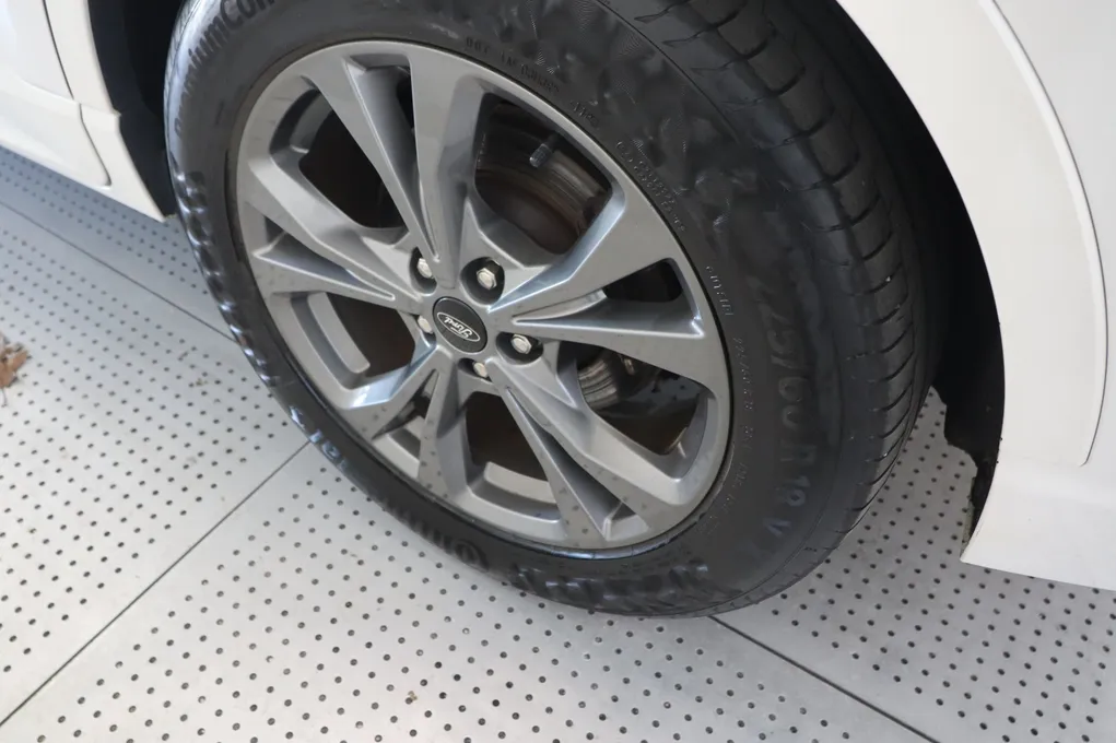 Ford Kuga PHEV ST-Line X CVT