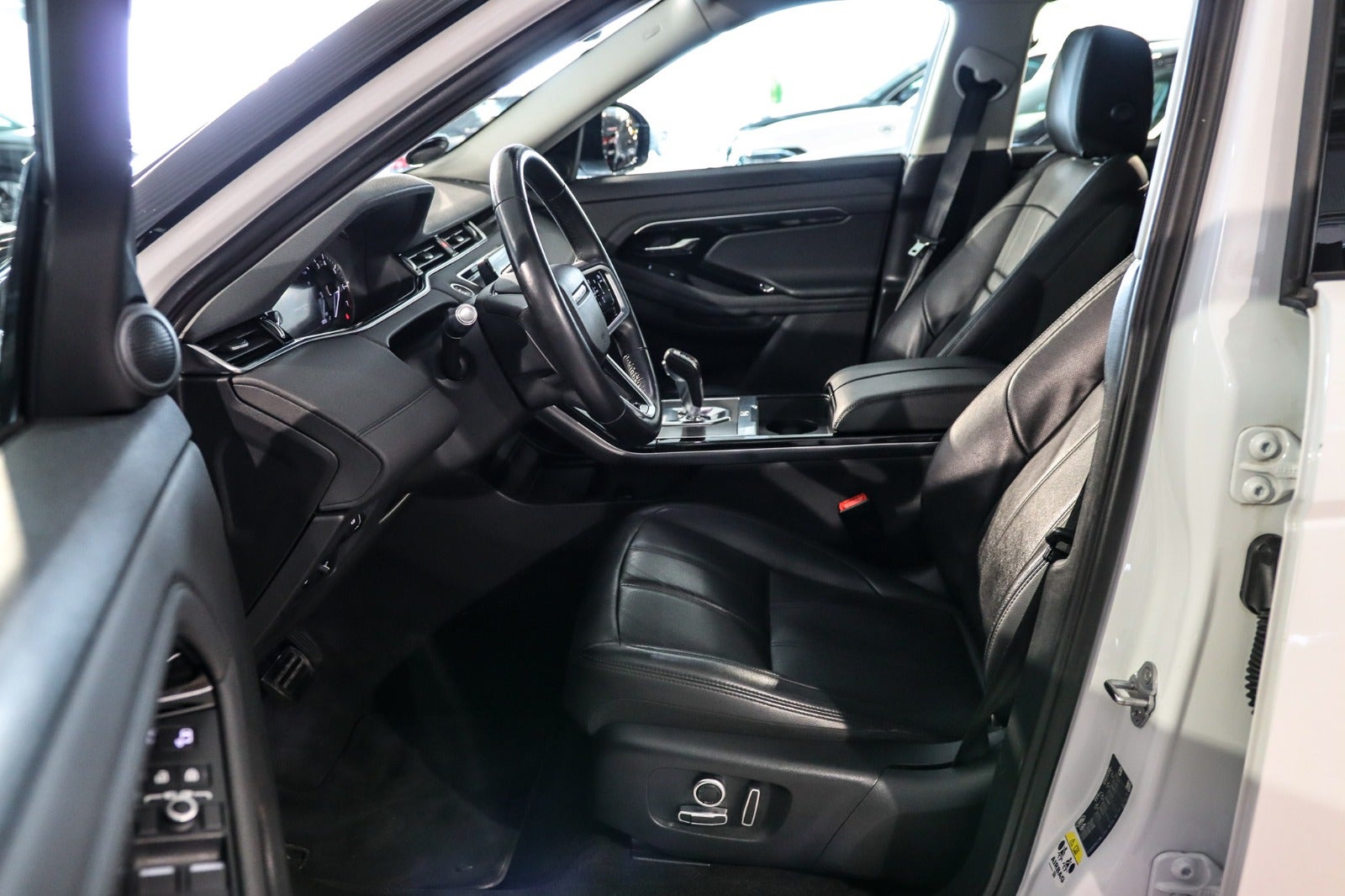 Billede af Land Rover Range Rover Evoque 1,5 P300e SE aut.