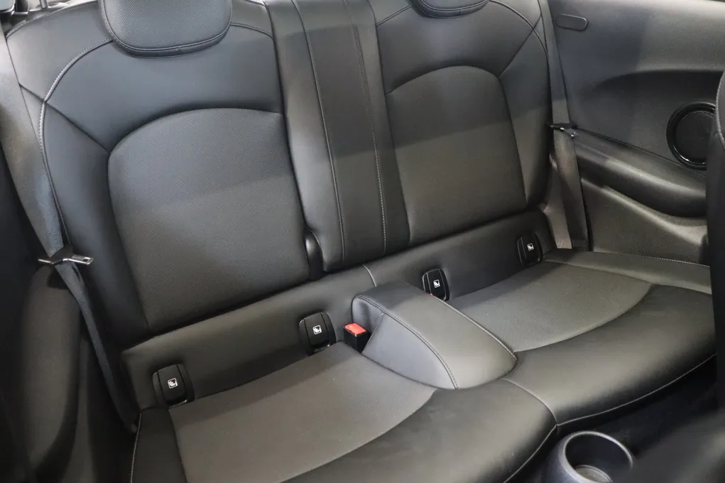 MINI Cooper SE Camden Edition