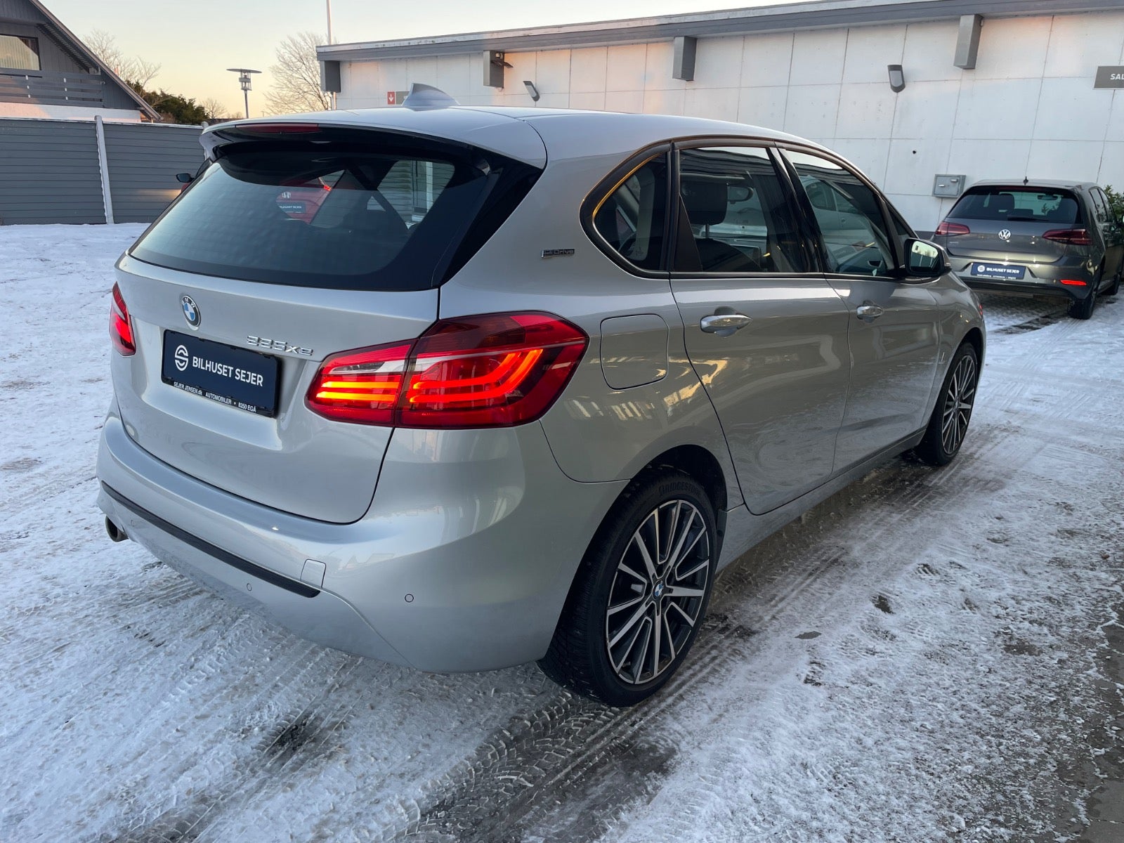 BMW 225xe 2019