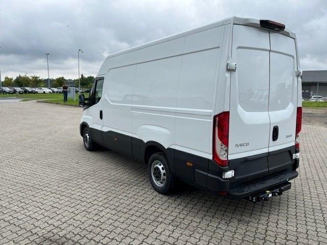 Billede af Iveco Daily 2,3 35S14 12m³ Van