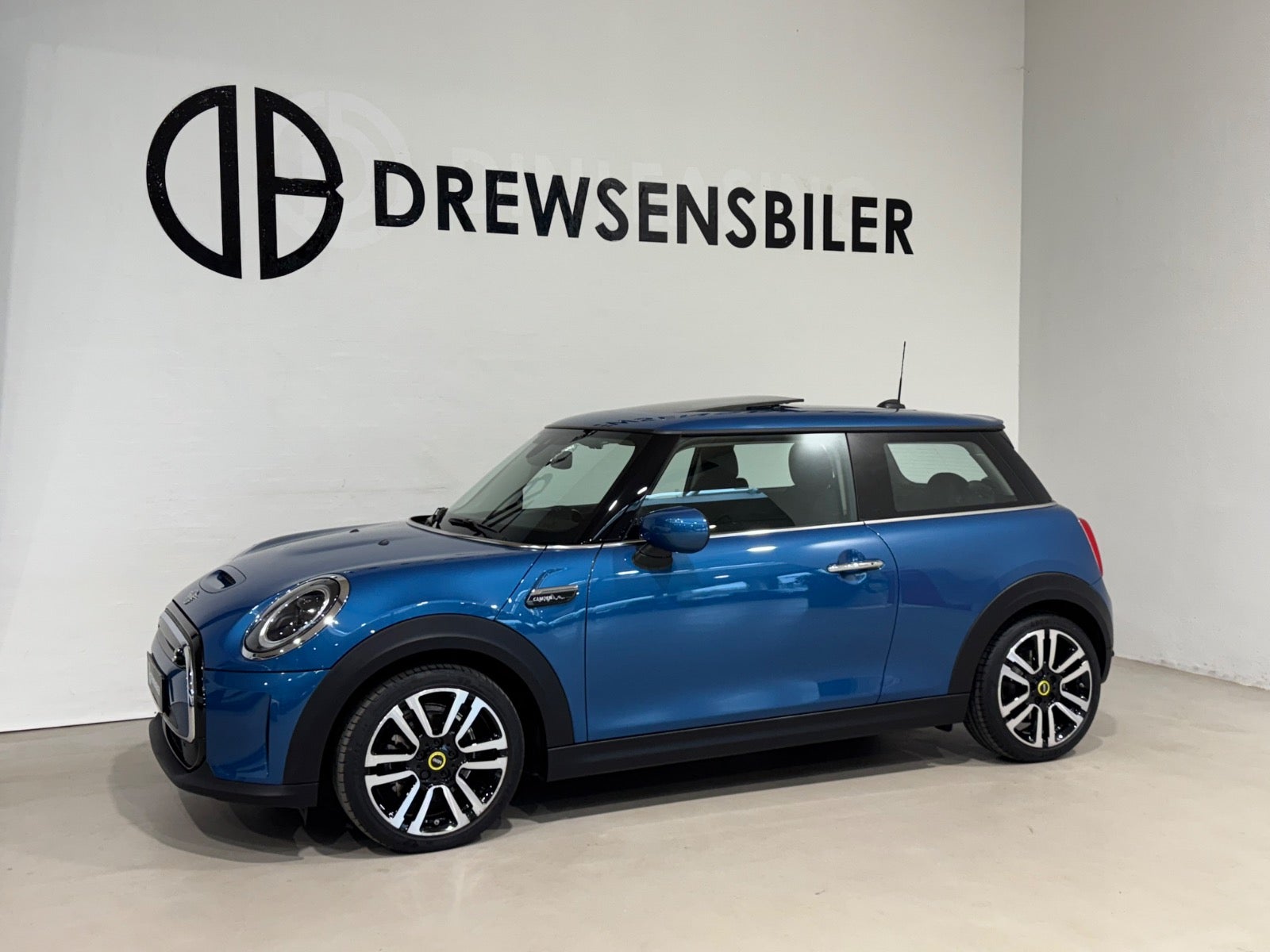 MINI Cooper SE Camden Edition