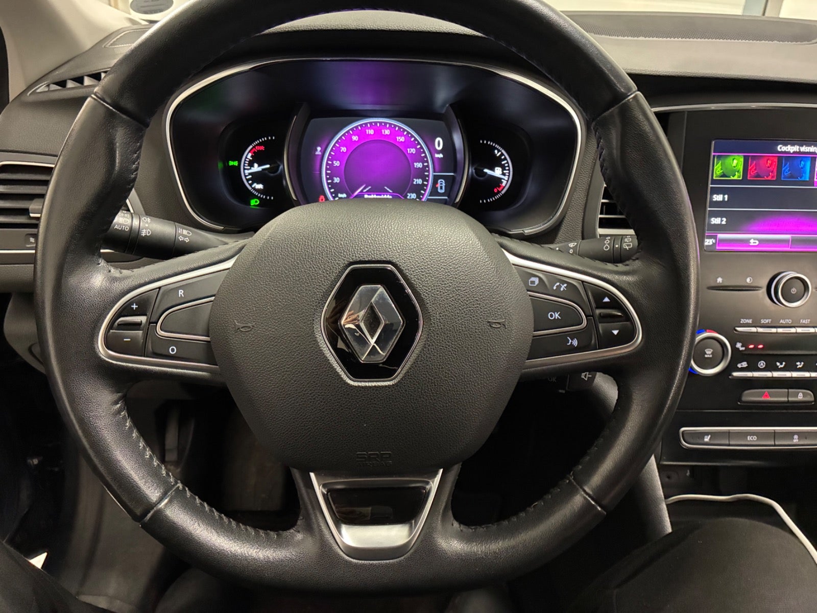 Billede af Renault Megane IV 1,2 TCe 130 Zen Sport Tourer