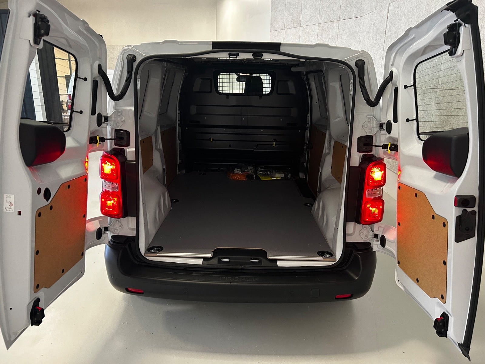 Billede af Toyota ProAce 75 Medium Comfort Master