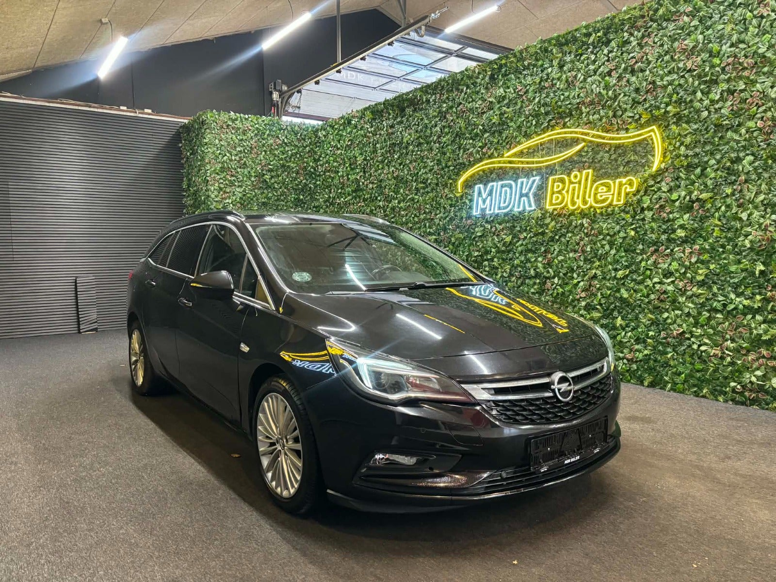 Billede af Opel Astra 1,6 CDTi 136 Business Sports Tourer