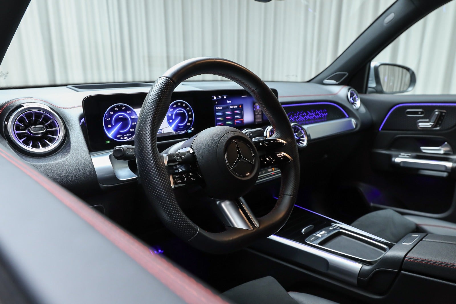 Mercedes-Benz EQB 250+
