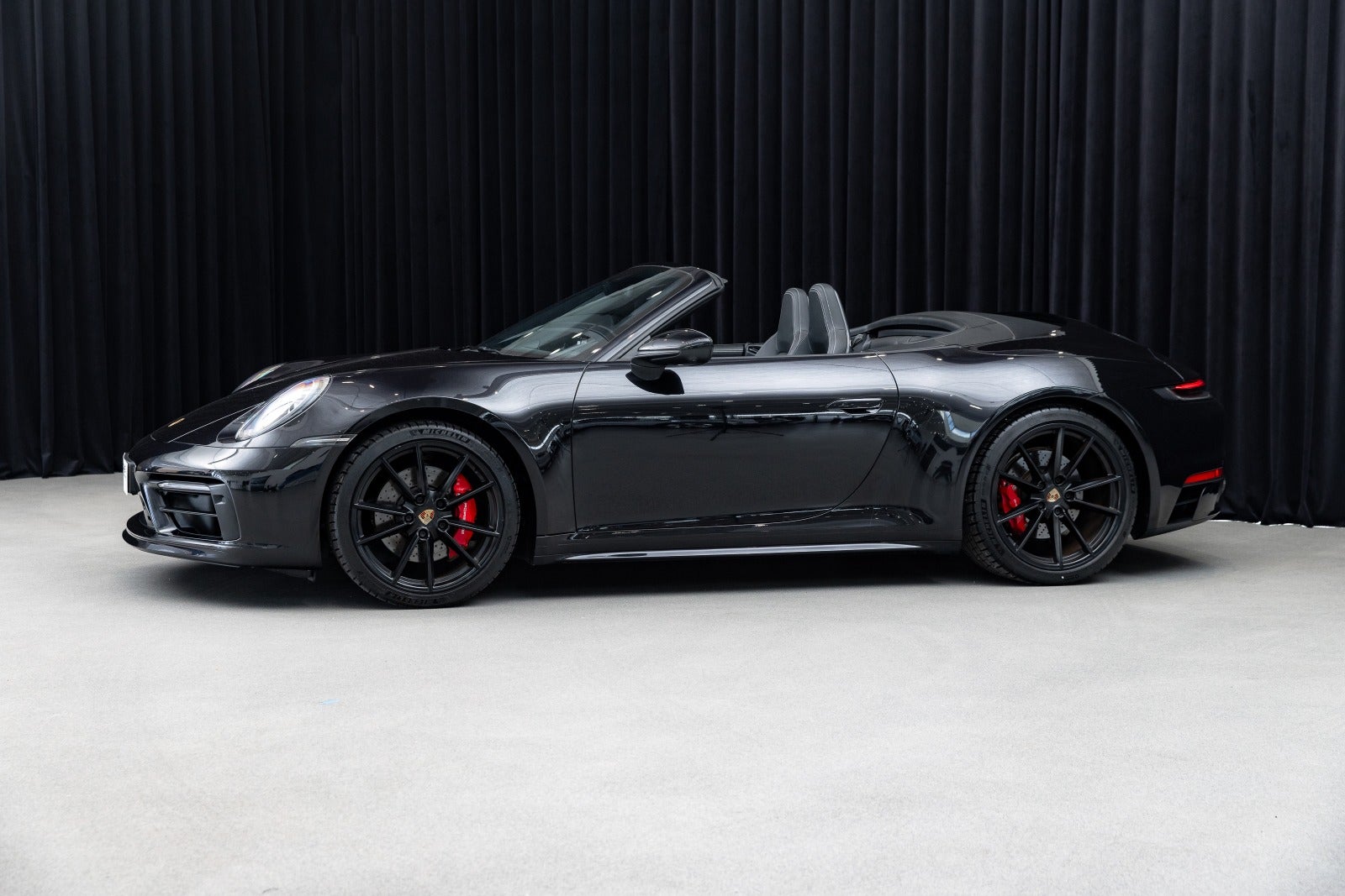 Gallery image 3 of 13