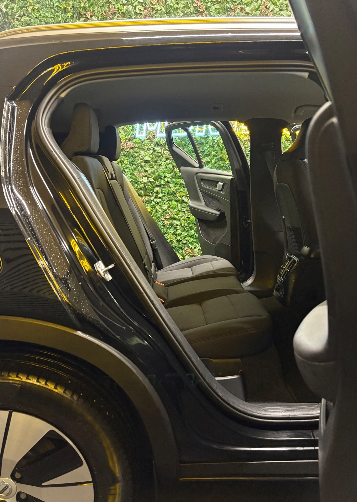 Billede af Volvo XC40 1,5 T4 ReCharge Momentum aut.