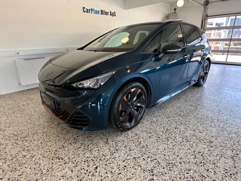 Cupra Born Dinamica Pack High