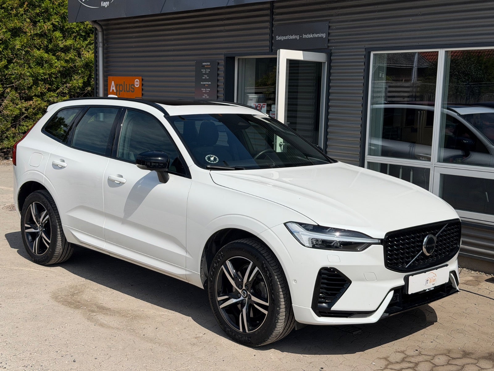 Volvo XC60 T6 ReCharge R-Design aut. AWD