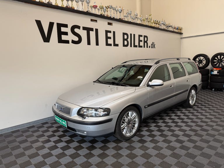 Volvo V70 140