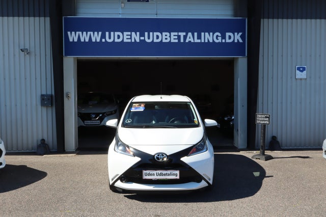 Toyota Aygo 1,0 VVT-i x-clusiv