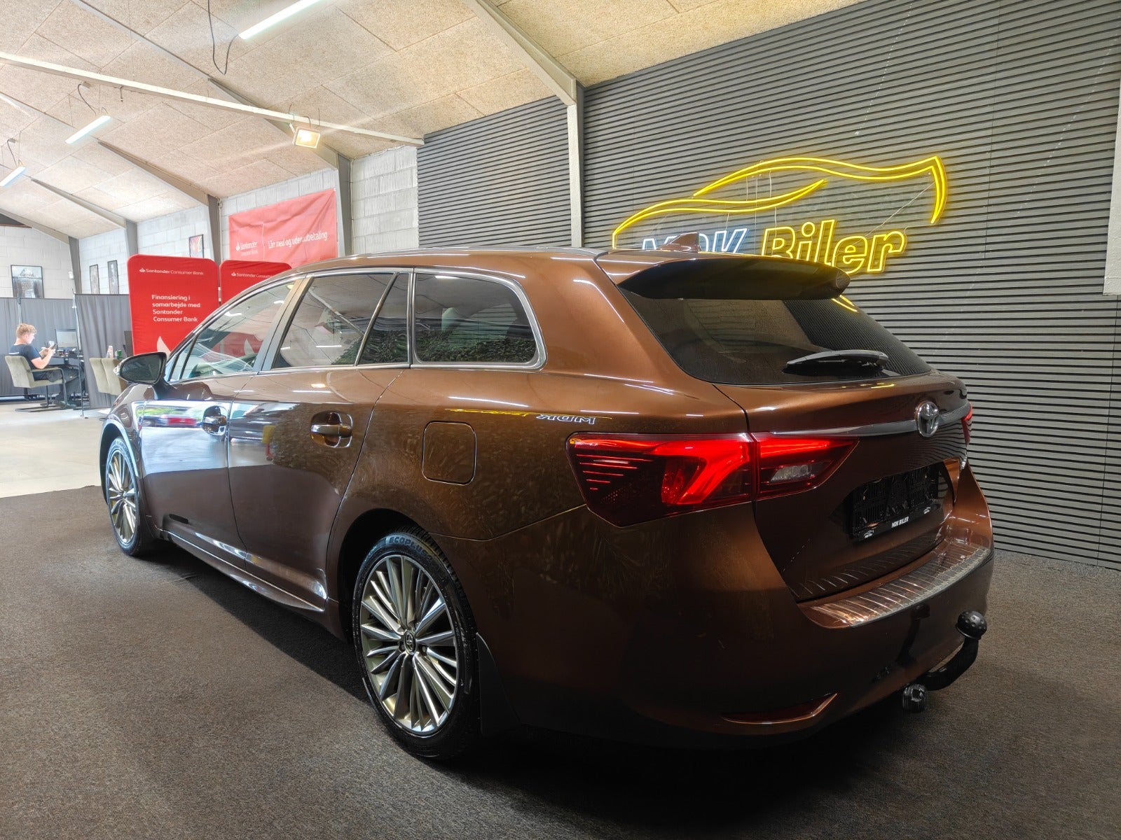 Billede af Toyota Avensis 1,8 VVT-i T2 Executive Touring Sports MDS