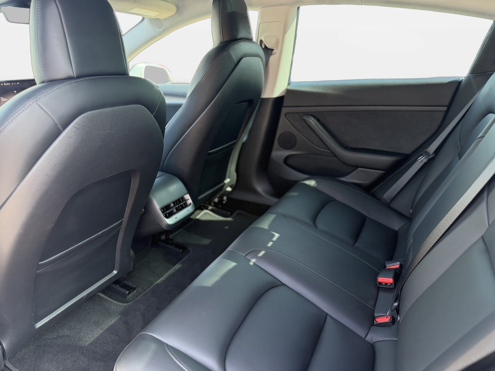 Billede af Tesla Model 3  Standard Range+ RWD