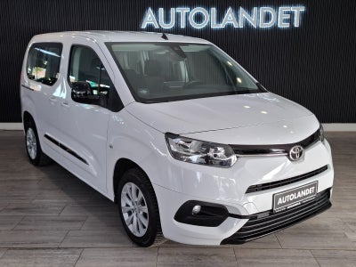 Toyota ProAce City Verso 50 Medium Family 5d