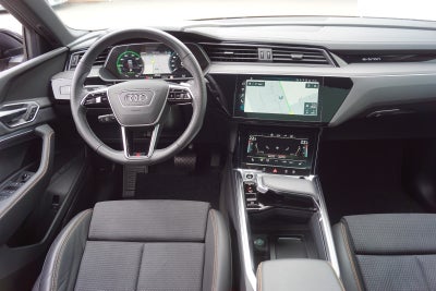 Audi e-tron Black Edition S-line quattro