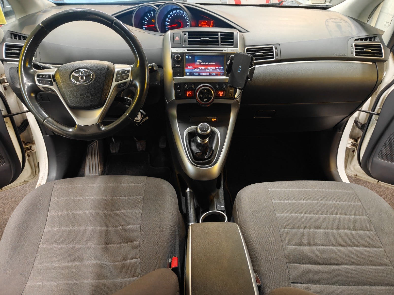 Billede af Toyota Sportsvan 1,6 D-4D T2 Touch