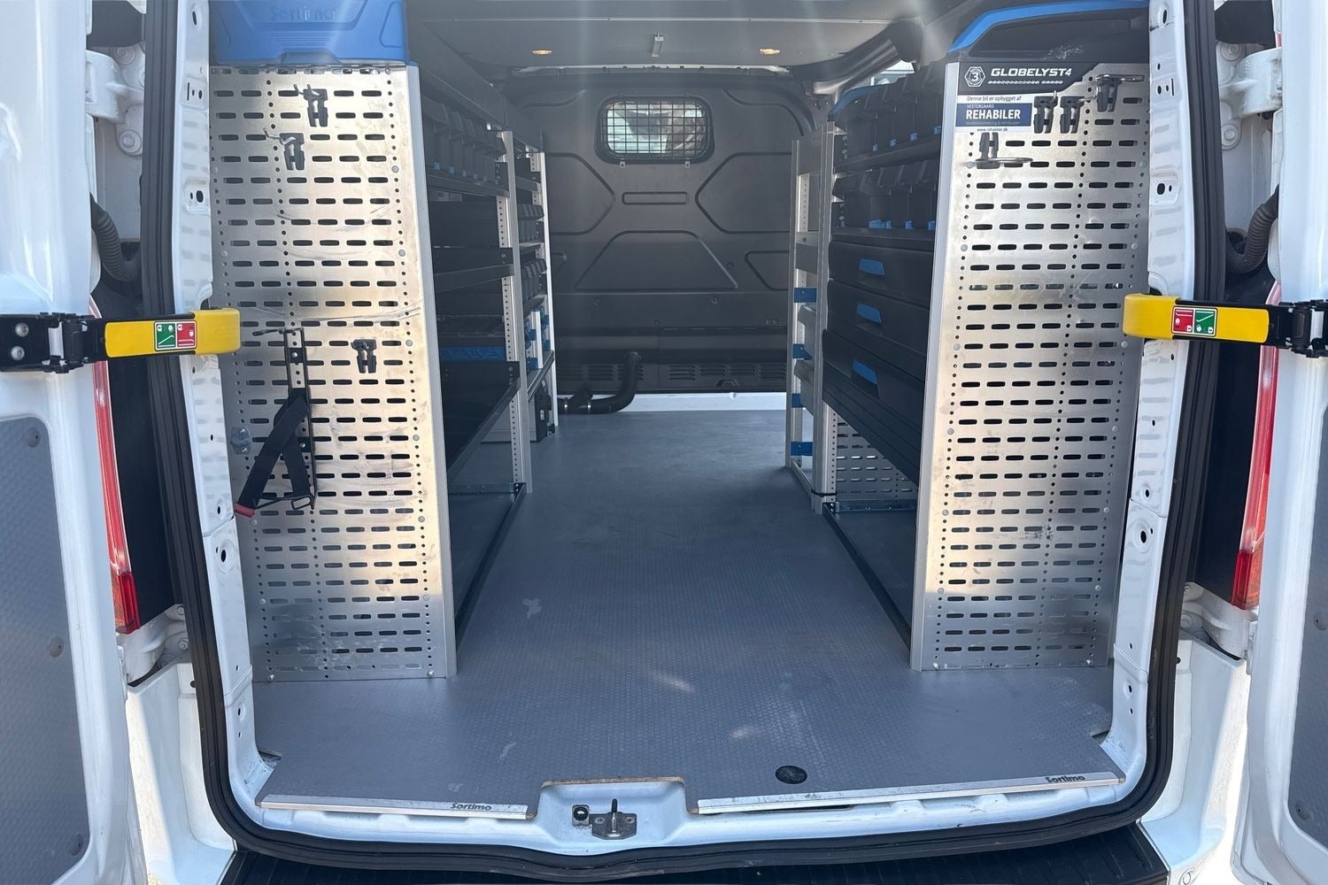 Billede af Ford Transit Custom 300L 2,0 TDCi 130 Trend