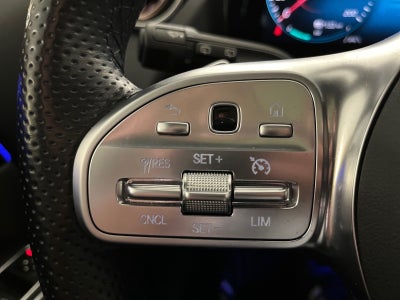 Mercedes EQA250 Electric Art