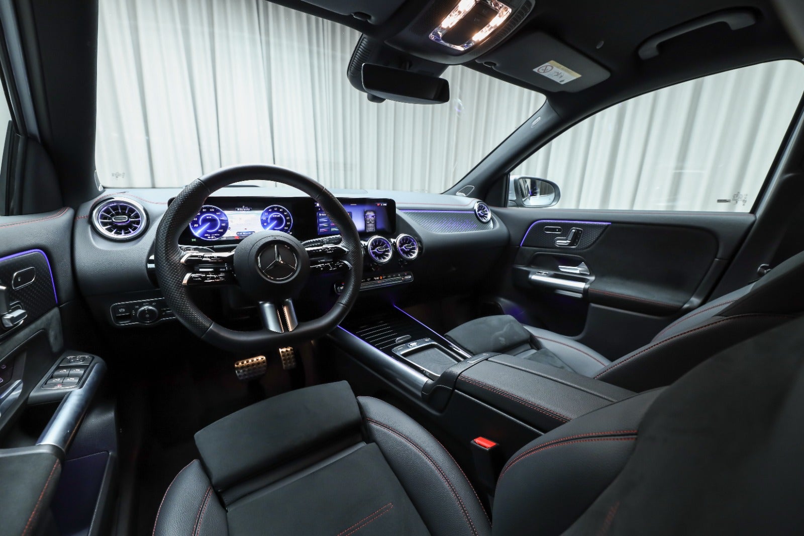 Mercedes-Benz EQA 250+ (4/8)