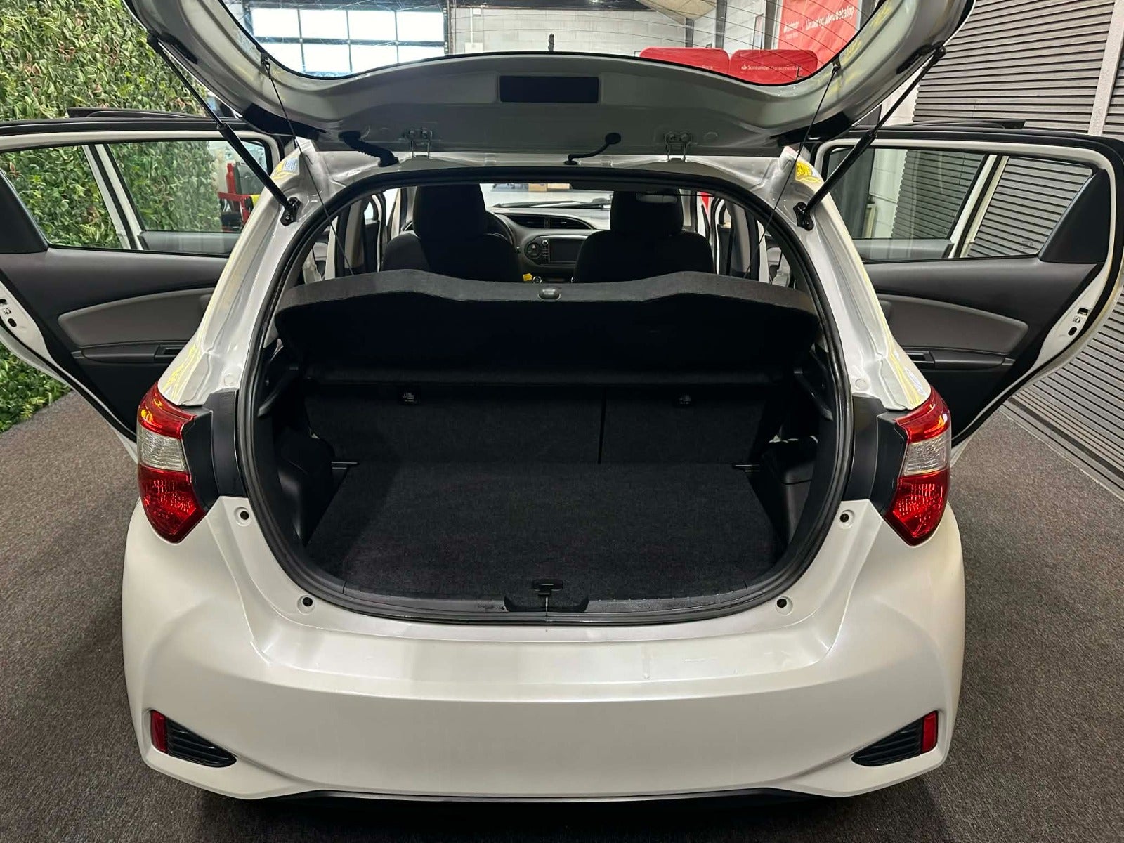 Billede af Toyota Yaris 1,5 Hybrid H2 e-CVT