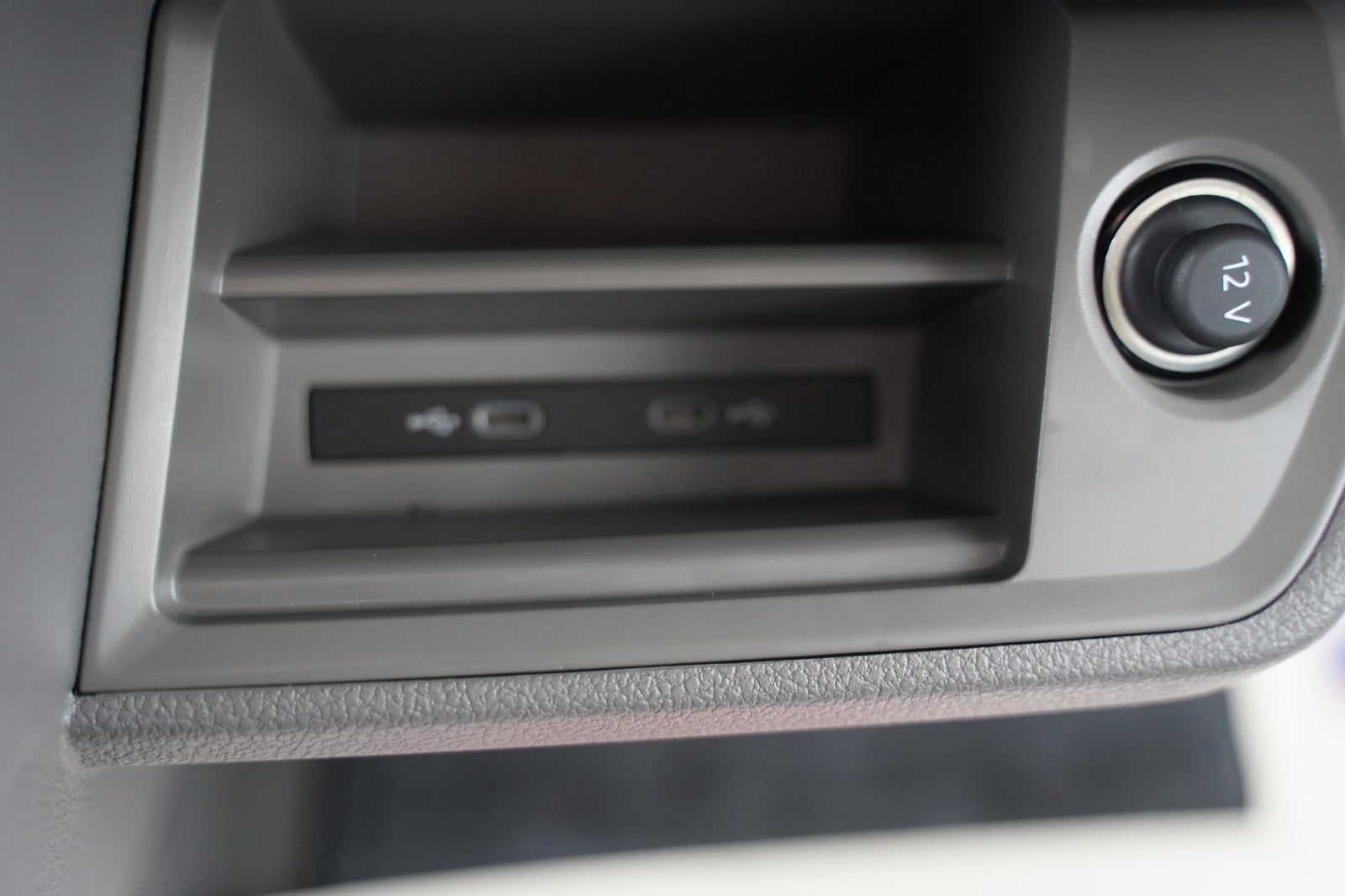 Billede af VW Crafter 35 2,0 TDi 140 Kassevogn L3H2