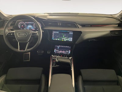 Audi SQ8 e-tron Sportback quattro Van