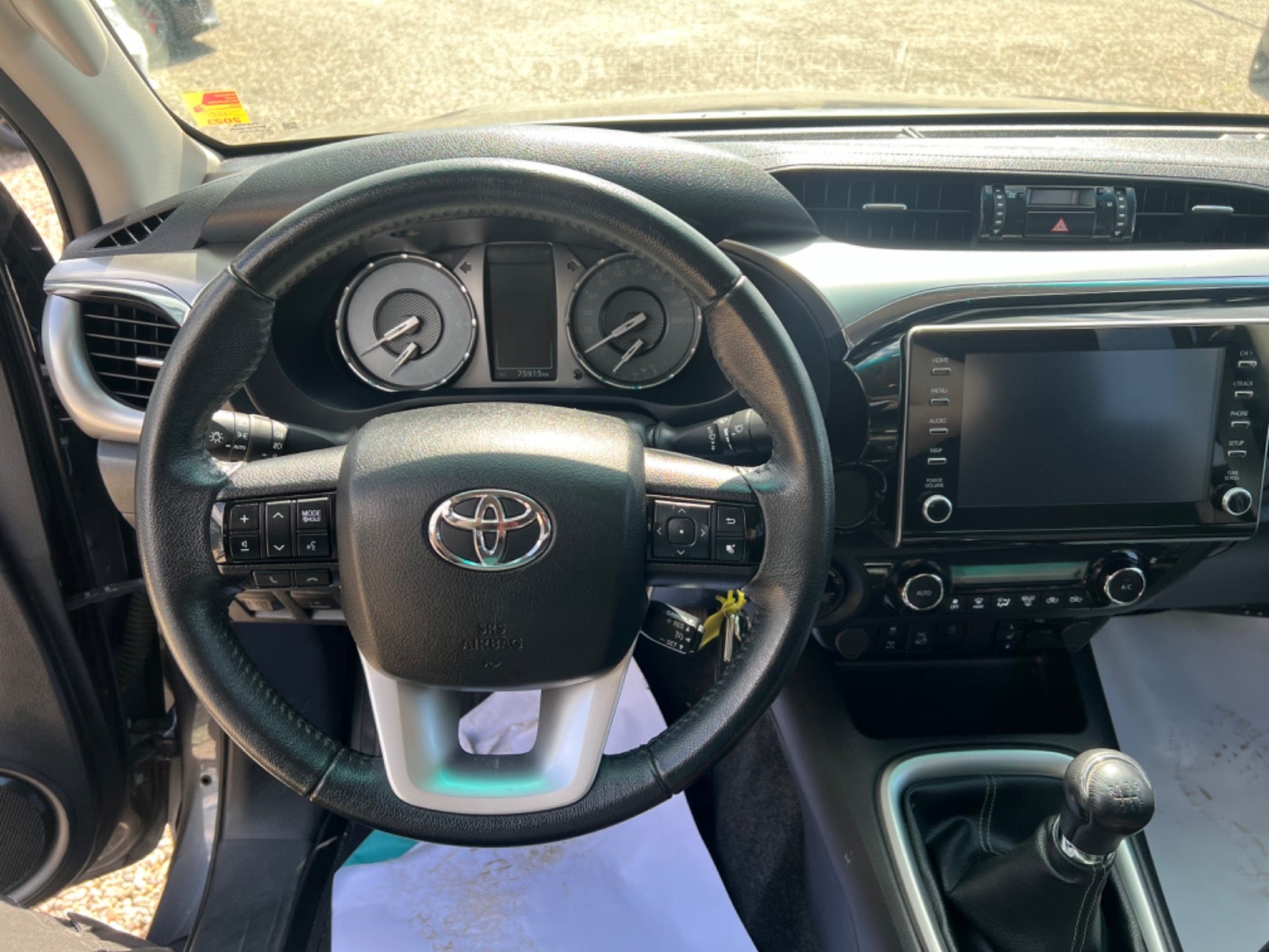 Toyota HiLux 2021