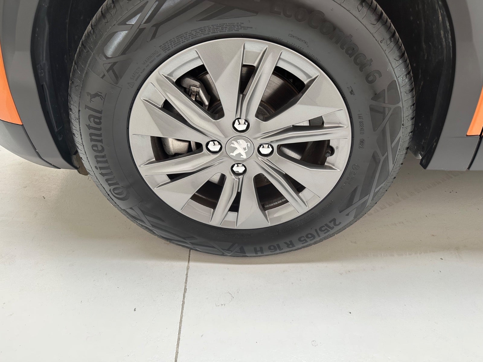 Billede af Peugeot e-2008 50 Active Pack