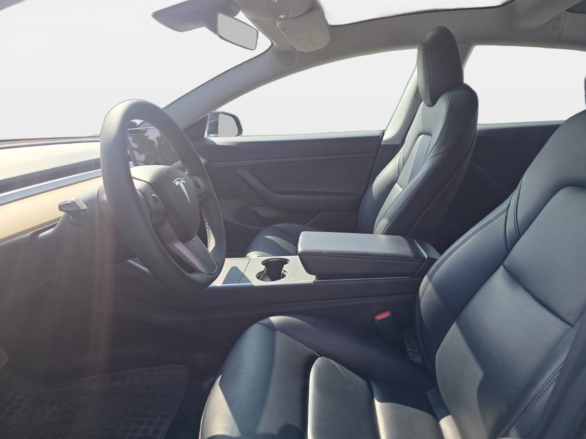 Billede af Tesla Model 3  Standard Range+ RWD
