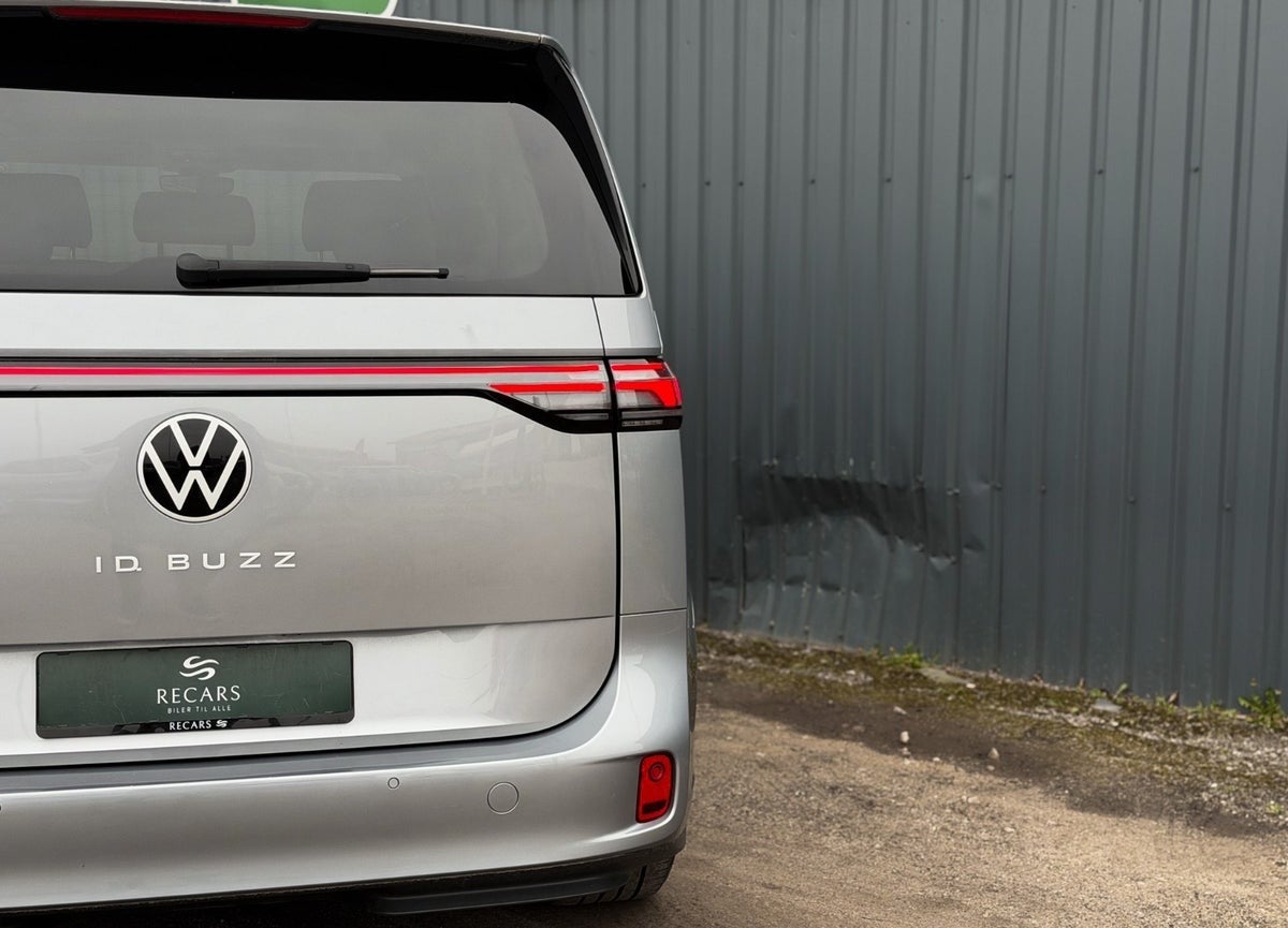VW ID. Buzz Pro SWB thumbnail 5
