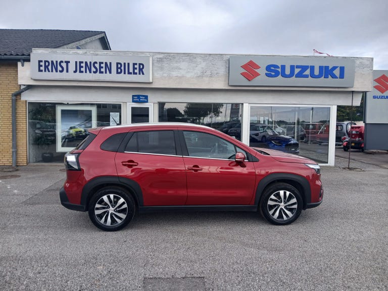Suzuki S-Cross mHybrid Adventure