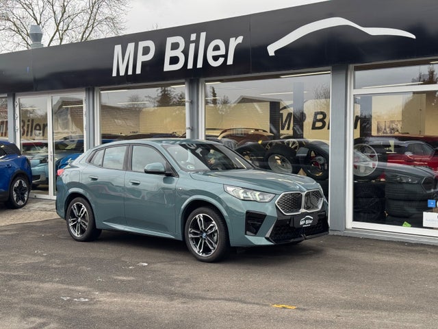 BMW iX2  eDrive20 M-Sport