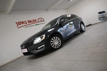 Volvo V60 D4 181 Momentum aut.