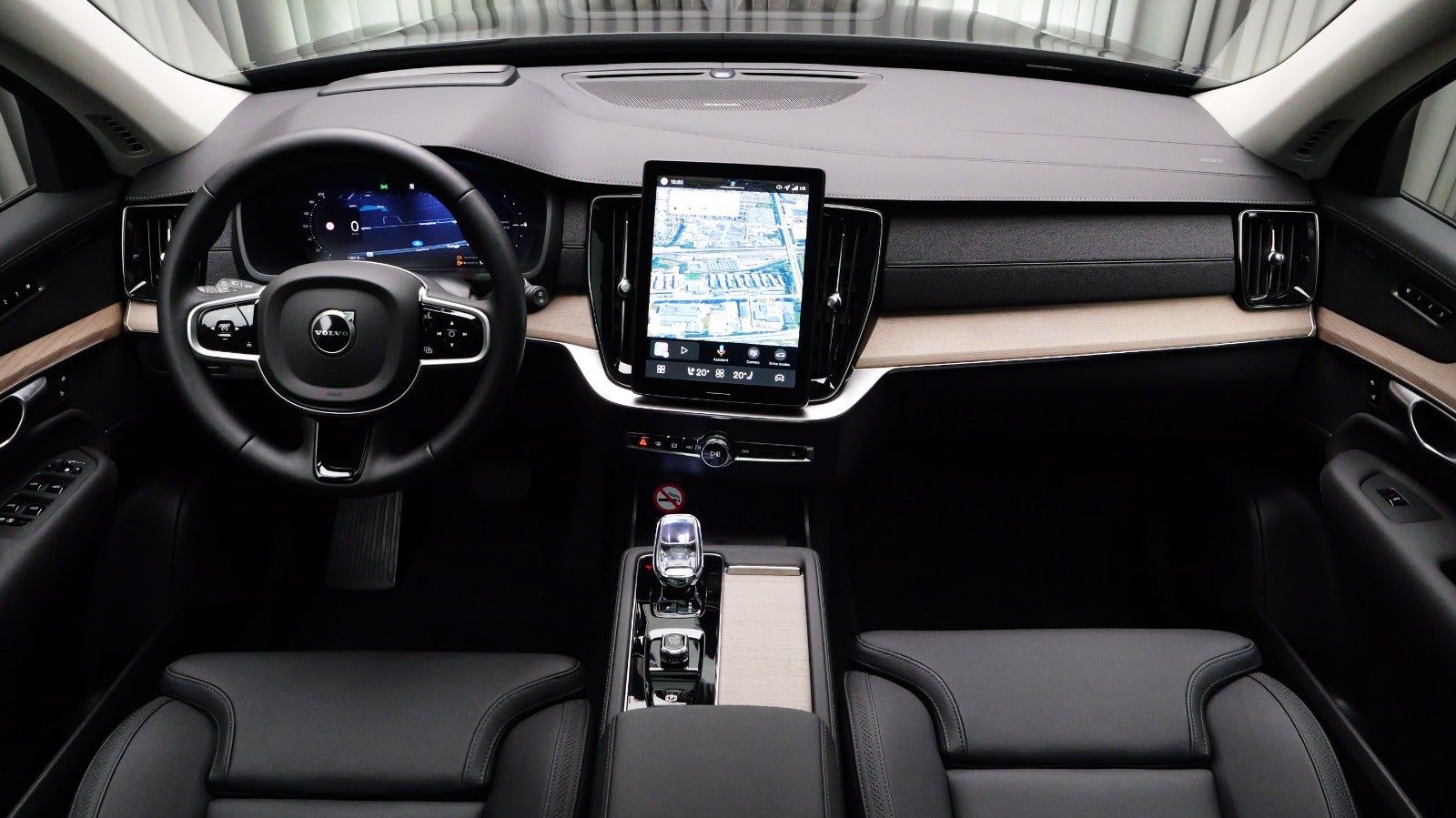 Volvo XC90 T8 ReCharge Ultra Dark aut. AWD 7prs