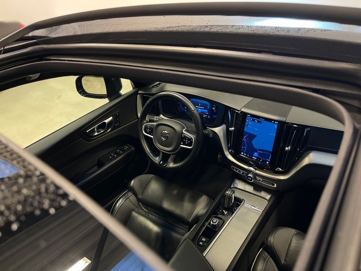 Volvo XC60 T6 ReCharge R-Design aut. AWD