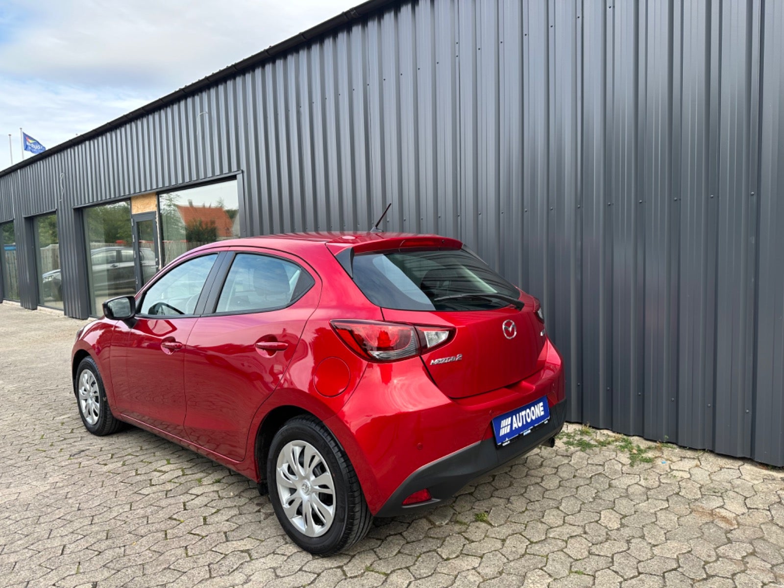 Mazda 2 2016