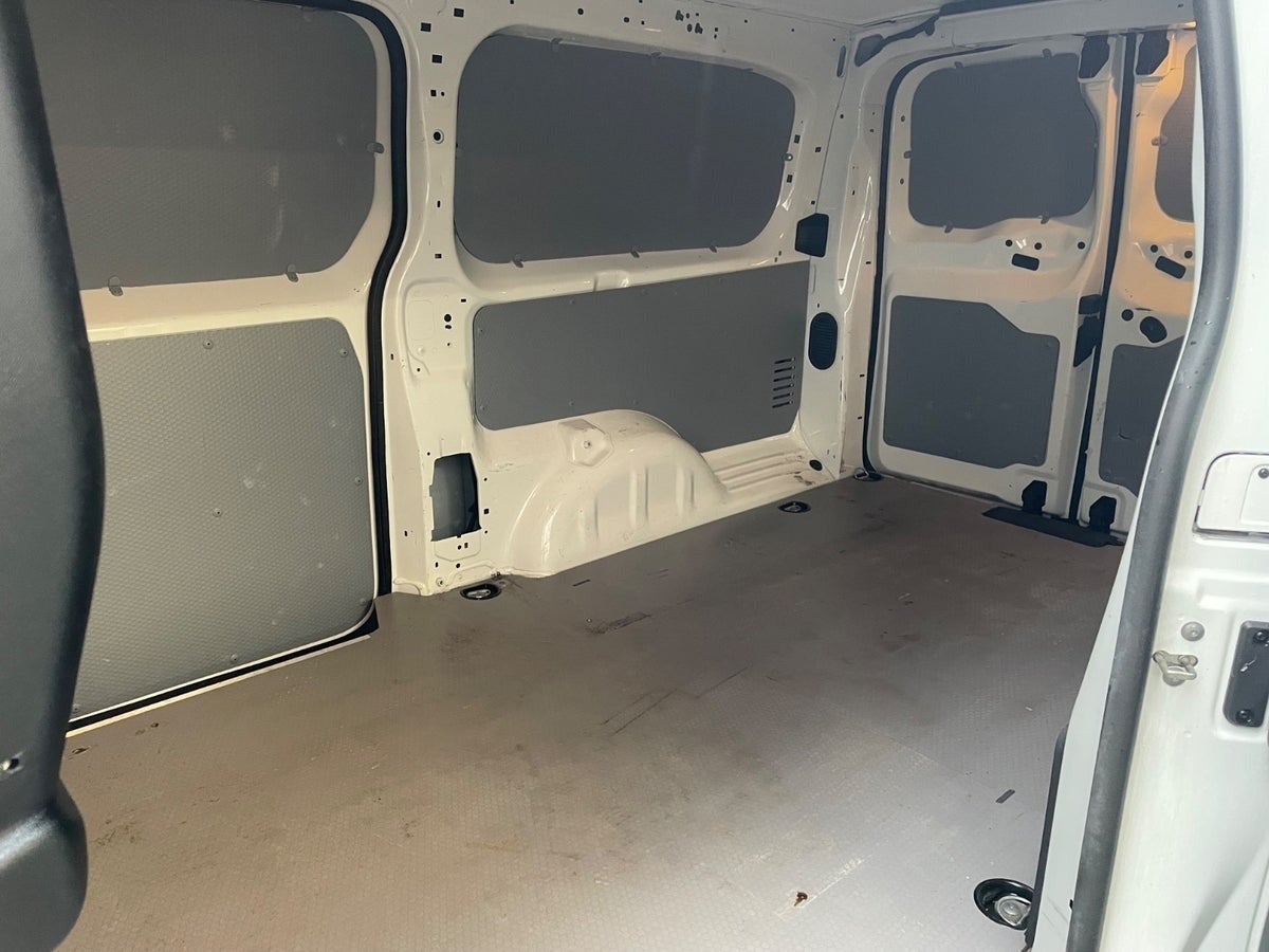 Billede af Peugeot Expert 2,0 BlueHDi 122 L3 Ultimate EAT8 Van