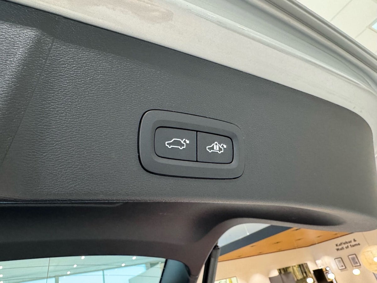 Volvo EX40 Extended Range Ultra billede 12