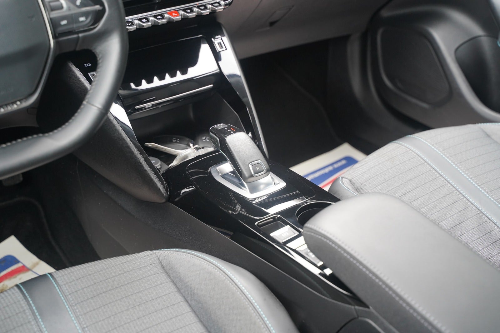 Billede af Peugeot 2008 1,2 PureTech 130 Allure Pack EAT8