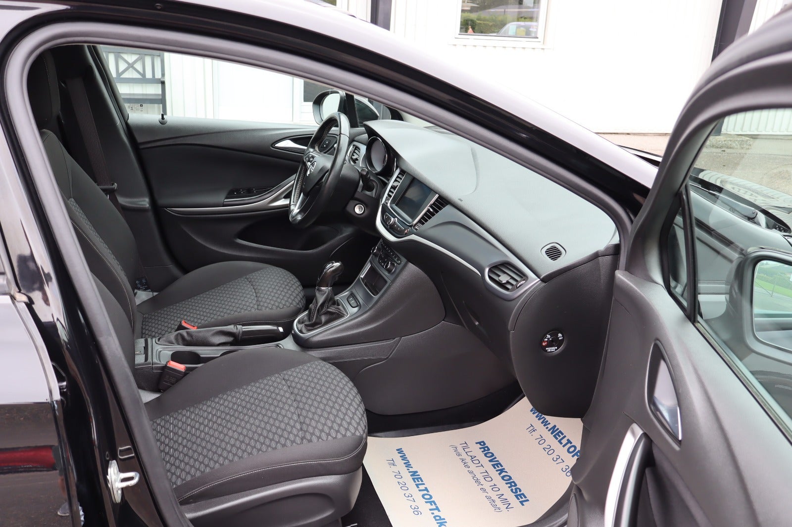Billede af Opel Astra 1,2 T 110 Elegance Sports Tourer